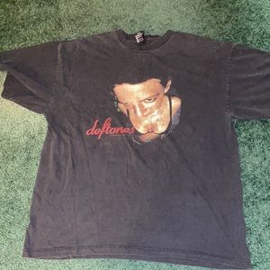Vintage Men’s XL Deftones Around the Fur T-Shirt